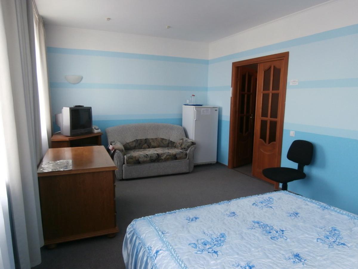 Hotel Muhavets Pruzhany Екстериор снимка