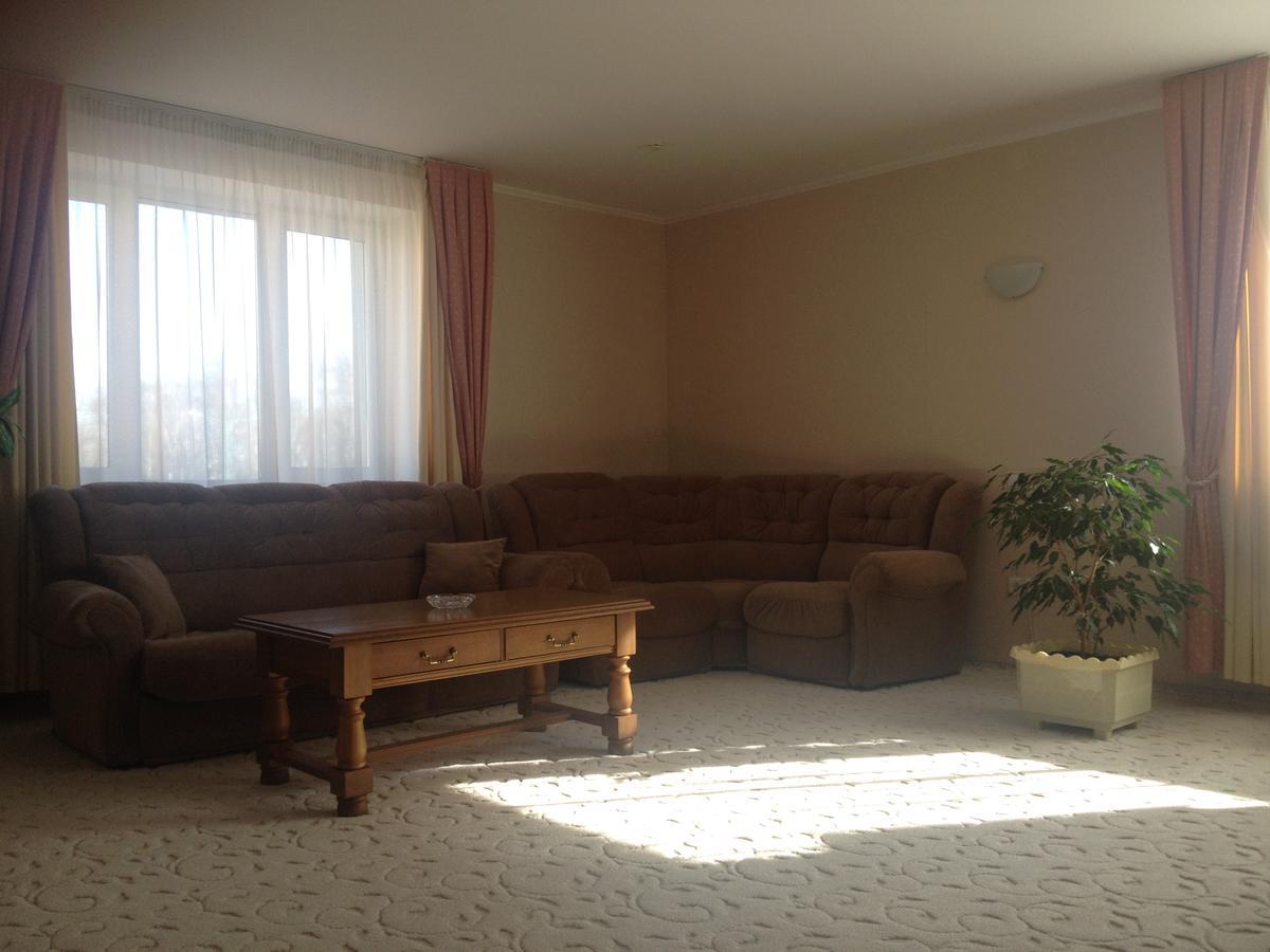 Hotel Muhavets Pruzhany Екстериор снимка